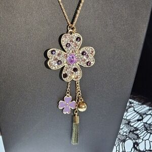 BETSEY JOHNSON LUCKY FOUR LEAF CLOVER CRYSTAL INLAY CHARM DANGLE NECKLACE